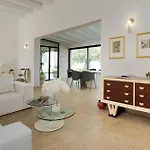 וילה Netina Domus *